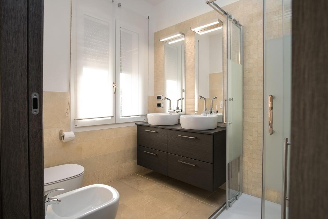 The White Building - Rooms Costermano Exterior foto